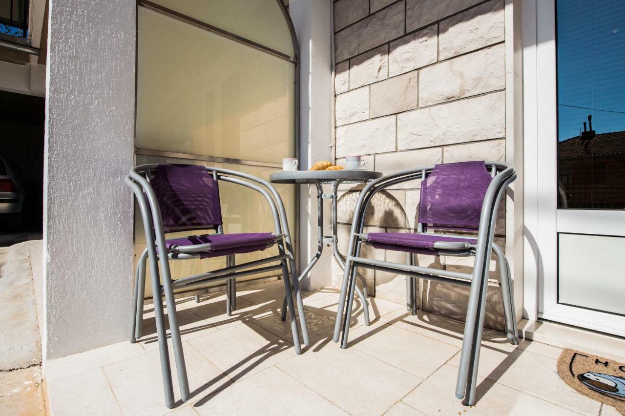 Apartmani Mila Podstrana Exterior photo